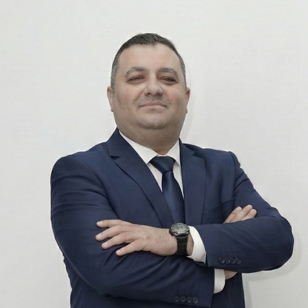 EMLAK DANIŞMANI